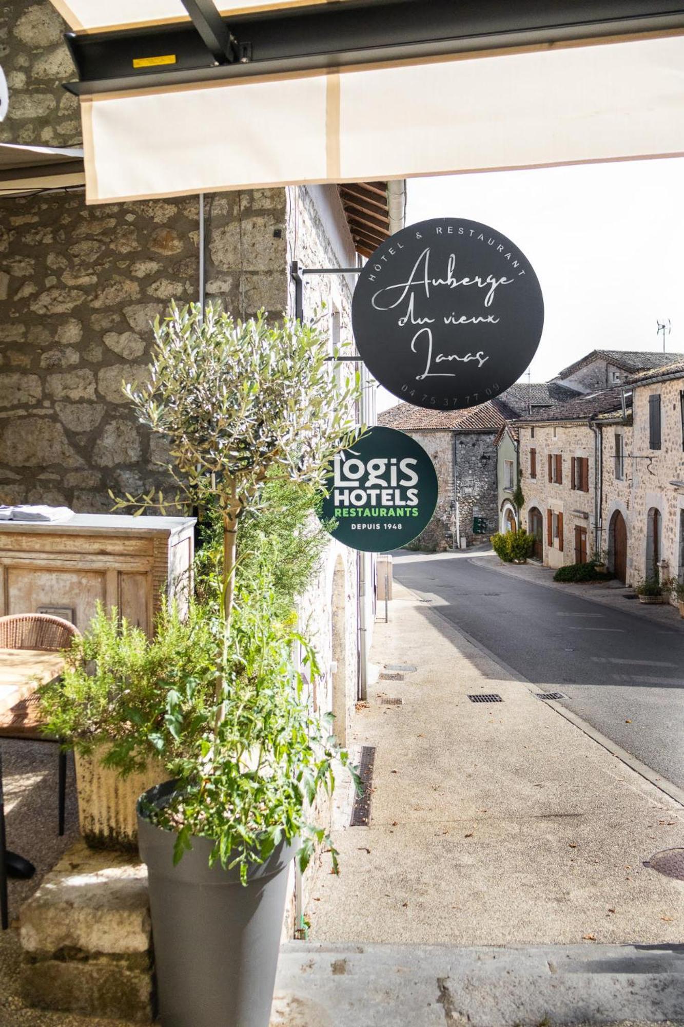 Auberge Du Vieux Lanas Logis Hotel Restaurant Exterior photo